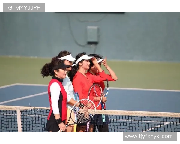 南京网球队进攻革新之路探索团队合作与技术创新的完美结合