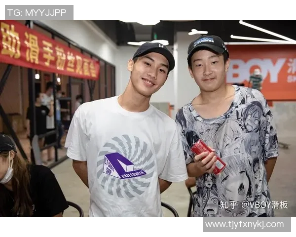 广州飞盘队在滑板精英赛中以54分稳居积分榜首位