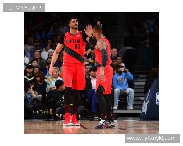 开拓者与掘金激战正酣实时比分更新与赛况分析