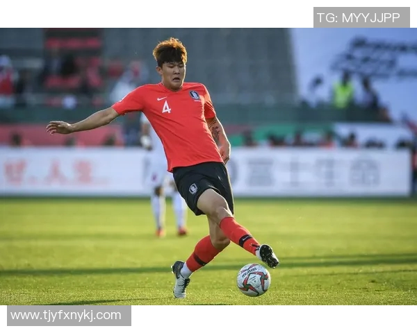 科赫队与卡塔尔竞技队的精彩对决引发球迷热议与期待