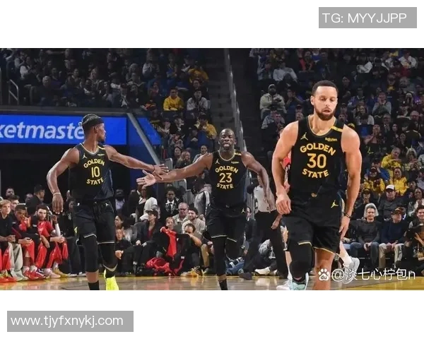 公牛队与勇士队精彩对决图片集锦展现篮球魅力与激情瞬间