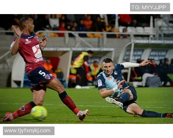 索肖与勒阿的对决分析:战术布局与球员表现的深度剖析 索肖与勒阿的对决分析:战术布局与球员表现的深度剖析