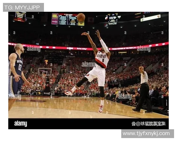 达米安利拉德的职业生涯回顾与未来展望:篮球巨星的成长之路 达米安利拉德的职业生涯回顾与未来展望:篮球巨星的成长之路