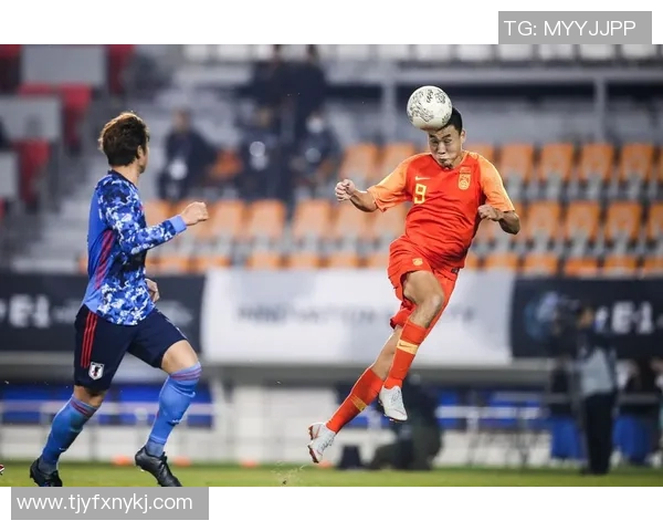 东亚杯激战在即韩国与中国足球队的巅峰对决引发关注