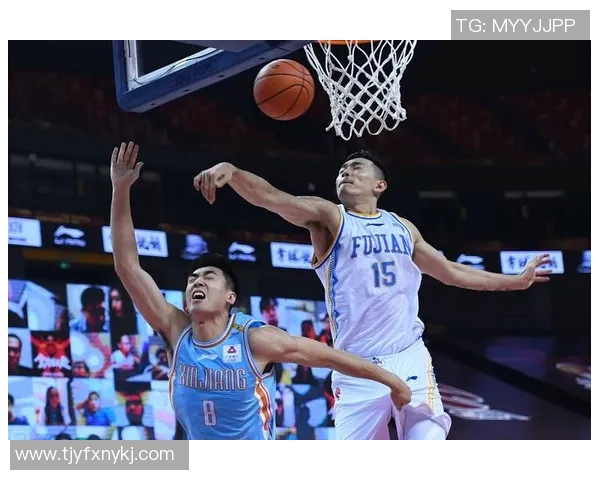 陈林坚的篮球之路:从青涩少年到CBA明星的成长历程与奋斗故事 陈林坚的篮球之路:从青涩少年到CBA明星的成长历程与奋斗故事