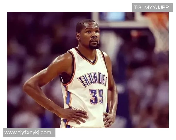 凯文杜兰特的篮球传奇之路与职业生涯的辉煌成就探讨 凯文杜兰特的篮球传奇之路与职业生涯的辉煌成就探讨