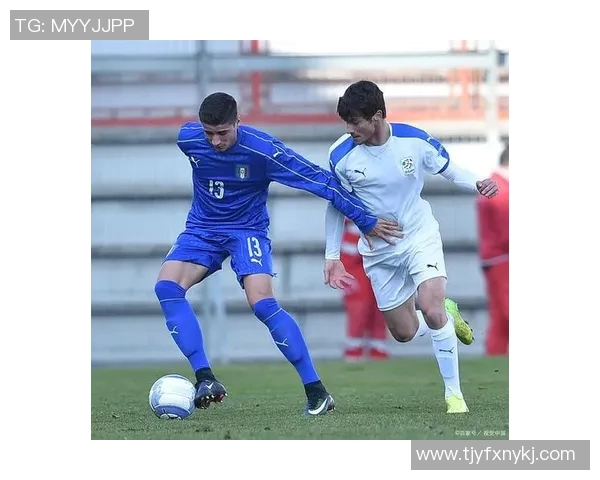 意大利与乌拉圭精彩对决回放重温经典瞬间与战术分析 意大利与乌拉圭精彩对决回放重温经典瞬间与战术分析