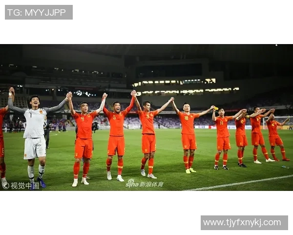 重庆羽毛球队灵活性引发热议球员表现与战术调整成焦点讨论