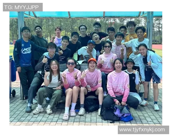 南京飞盘队的转型之路与飞盘运动的崛起探讨